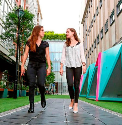 iPhone 13 & 14 – 8 iPhone 13 & 14 - 8